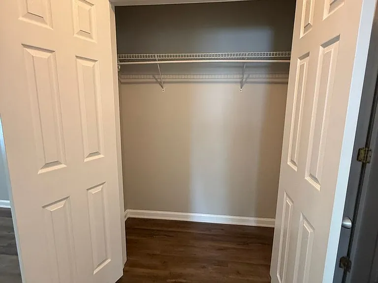 328 Ferguson St — Photo 19