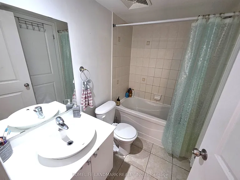 74 Munro St #2 — Photo 25