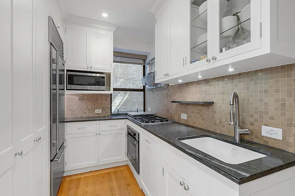 Sold by Douglas Elliman | media 3