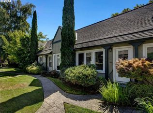 1411 SE 30th Ave APT 8, Portland, OR 97214