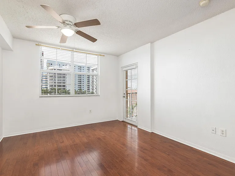 1801 N Flagler Dr #608 — Photo 8