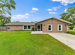 366 SE Galleon Ln, Port Saint Lucie, FL 34983