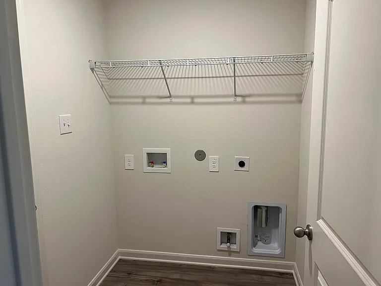 3086 Chillingham Dr — Photo 13
