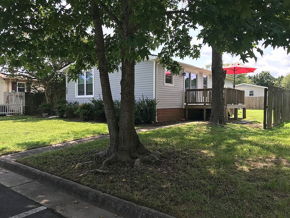 1st image of 1105 Ocean Woods Ct