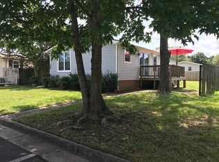 1105 Ocean Woods Ct, Virginia Beach, VA 23454