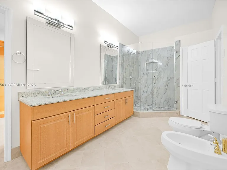 1067 SW 92nd Ave — Photo 19