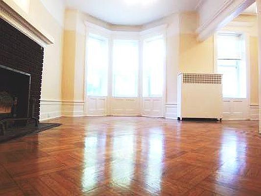 1st image of 1080 Carroll St #1
