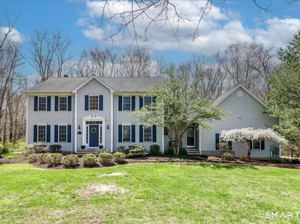 10 Ironwood Drive, Newtown, CT 06482