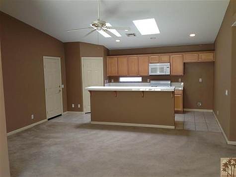 2nd image of 51250 Calle Hueneme