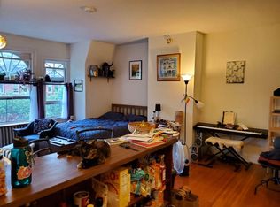 4213 Pine St, Philadelphia, PA 19104