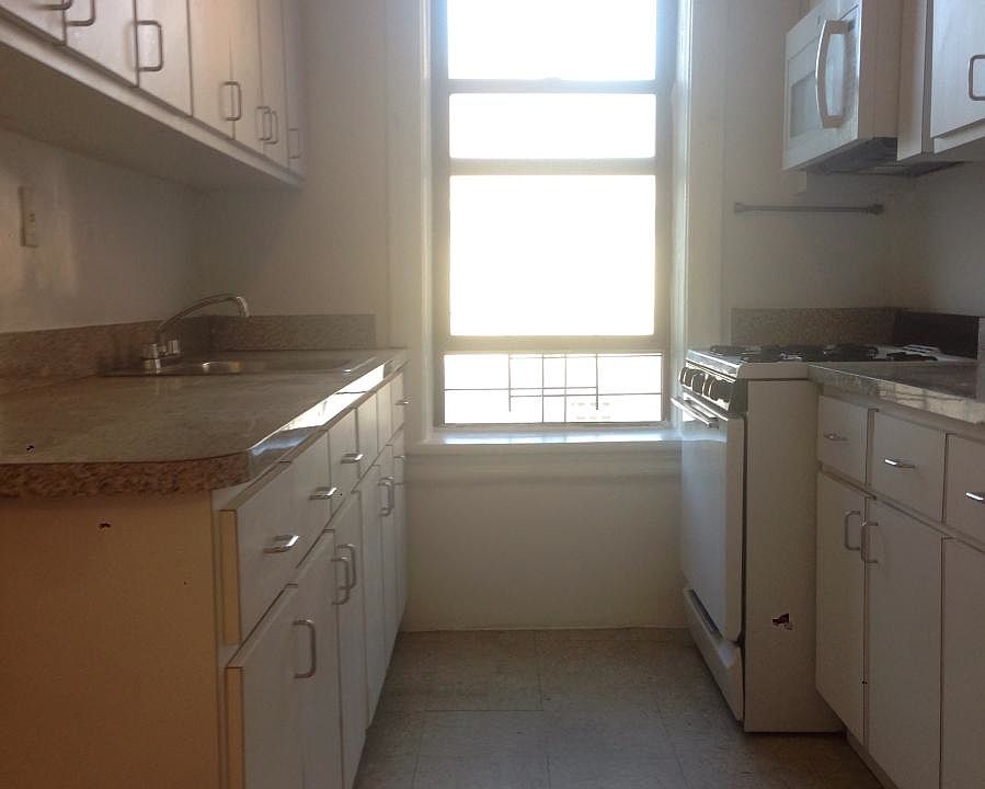 2nd image of 545 85th St APT A5