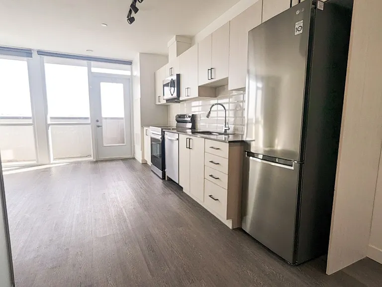 388 King St E #501 — Photo 5