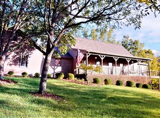 196 Mallard Point Dr, Georgetown, KY 40324