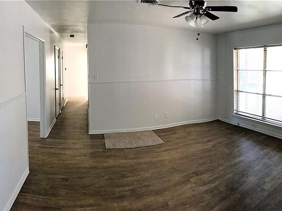 3rd image of 2517 Morningside Dr