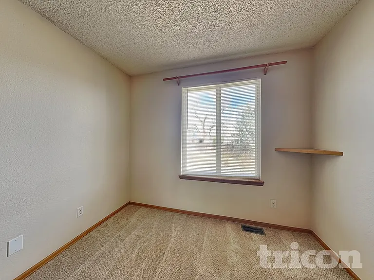5525 E 130th Dr — Photo 10
