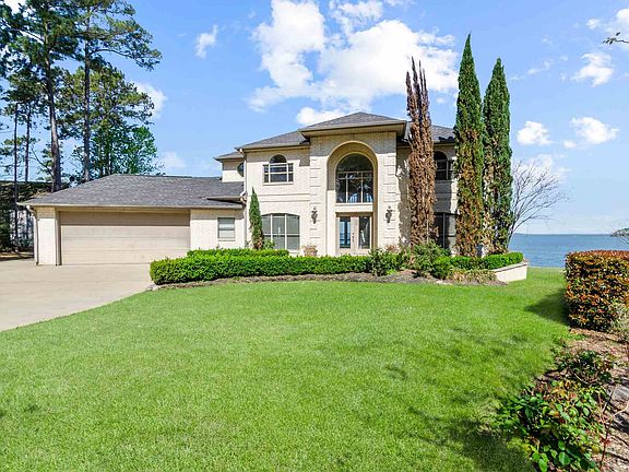 5th image of 284 Bayview Dr