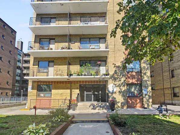 31 Spencer Ave, Toronto, ON M6K 2J9