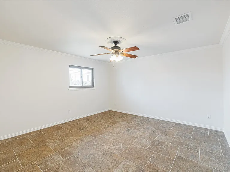 10055 Larston St — Photo 18