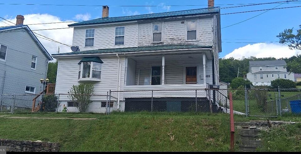 1st image of 499 2nd St