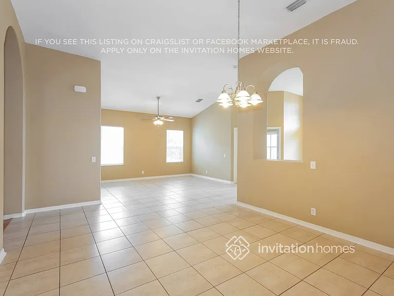 1631 Regal Mist Loop — Photo 4
