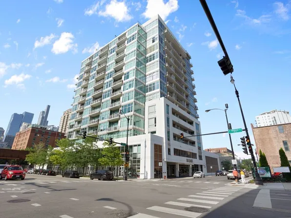 50 E 16th St Unit 613, Chicago, IL 60616