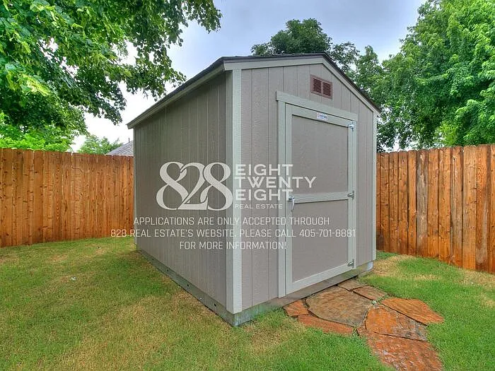 3723 Barwick Ct — Photo 11