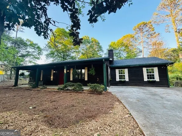 2717 Stanton Woods Dr SE, Conyers, GA 30094