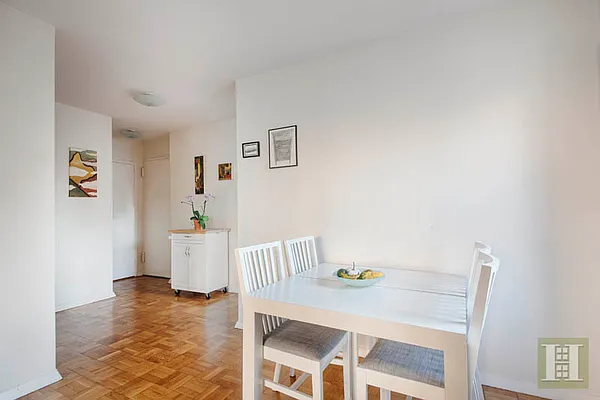 Sold by Halstead Real Estate | media 28