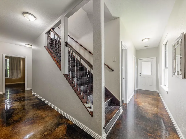 33303 Winsford St — Photo 21