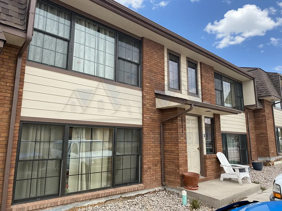 1711 Fetterman Dr #2