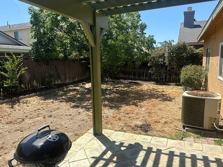 1424 Rabbit Peak Way — Photo 31