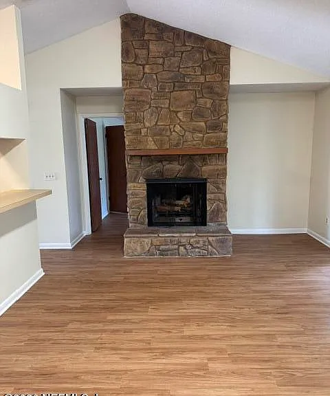 6828 Coralberry Ln N — Photo 8