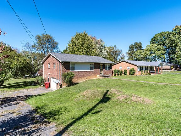 4th image of 504 Burkley Ct