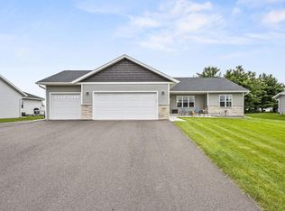 590 Morning Star Ln, Plover, WI 54467