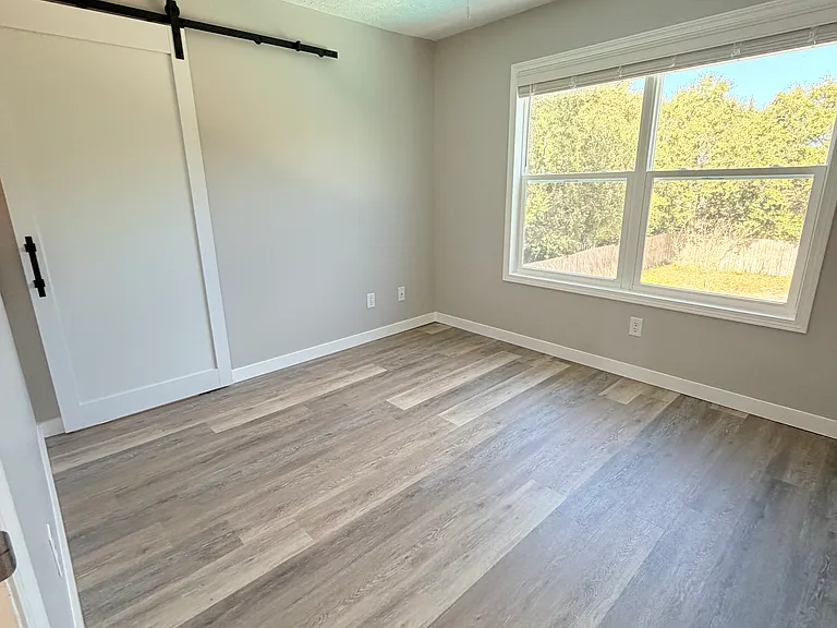 123 Seabreeze Cir — Photo 26