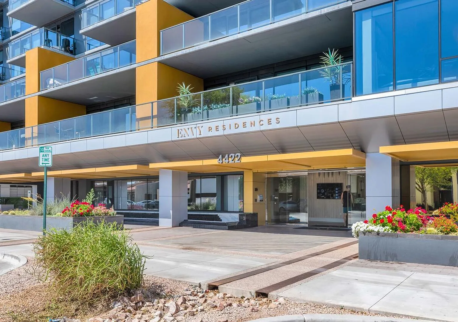 Rates Vary: $4,495 - $6,495 — Photo 3
