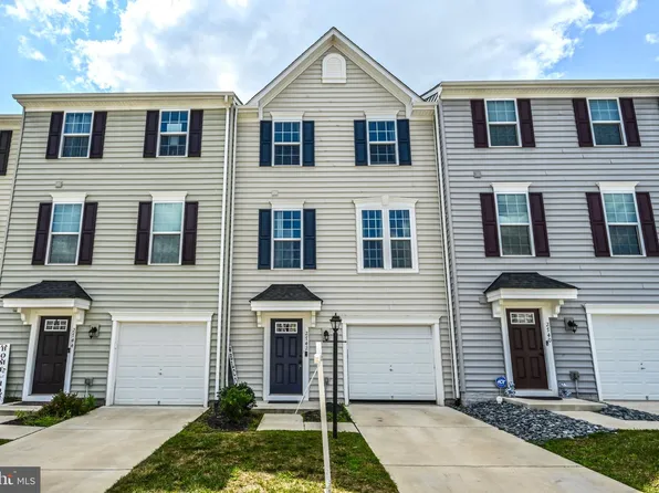 2742 Bears Den Dr, Locust Grove, VA 22508