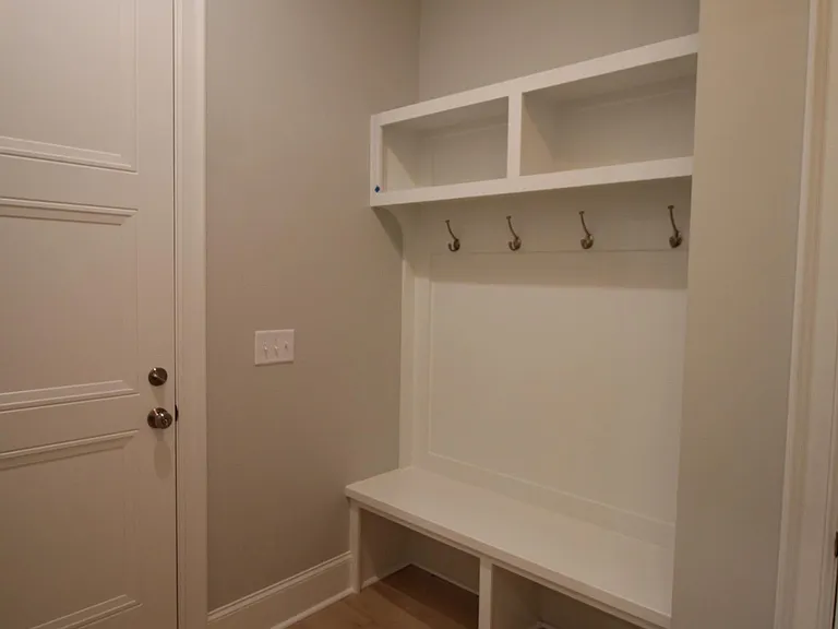 1028 Phelps West Rd — Photo 32