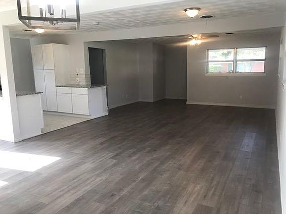 4th image of 3414 Nashville Ave