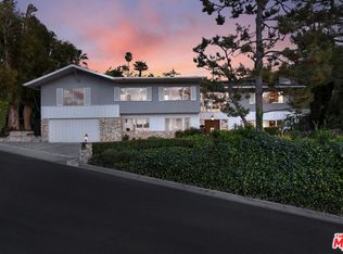 3465 Valley Meadow Rd, Sherman Oaks, CA 91403