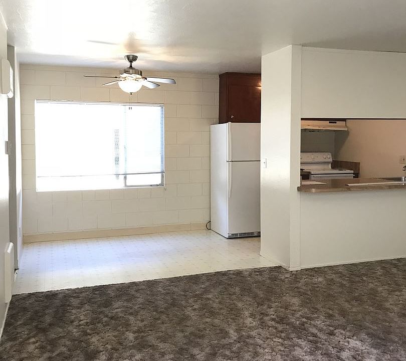 1st image of 50 Redwood Ave APT 202