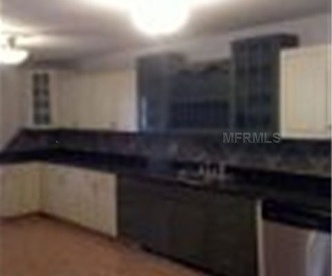 3rd image of 4924 Seville Dr