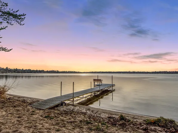 5471 Crow Wing Lake Rd, Fort Ripley, MN 56449