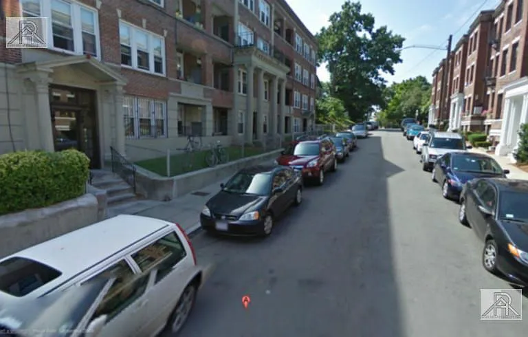 127 Sutherland Rd #J — Photo 1
