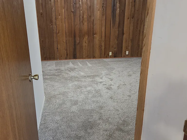 Into Bedroom #4 from dining room