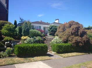 2259 Viewmont Way W, Seattle, WA 98199