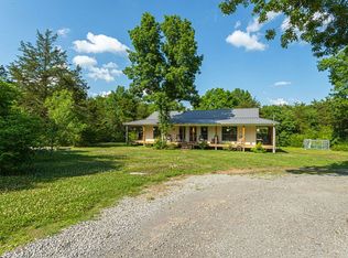 411 Faye Creek Rd, Wartrace, TN 37183