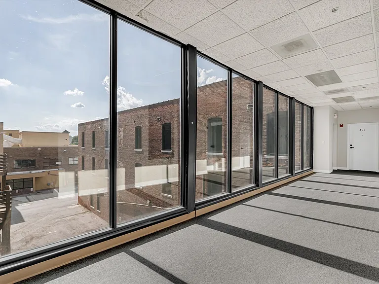 400 N Main St #403 — Photo 14