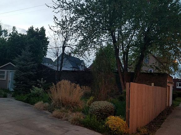 3rd image of 3504 Mapledale Ave