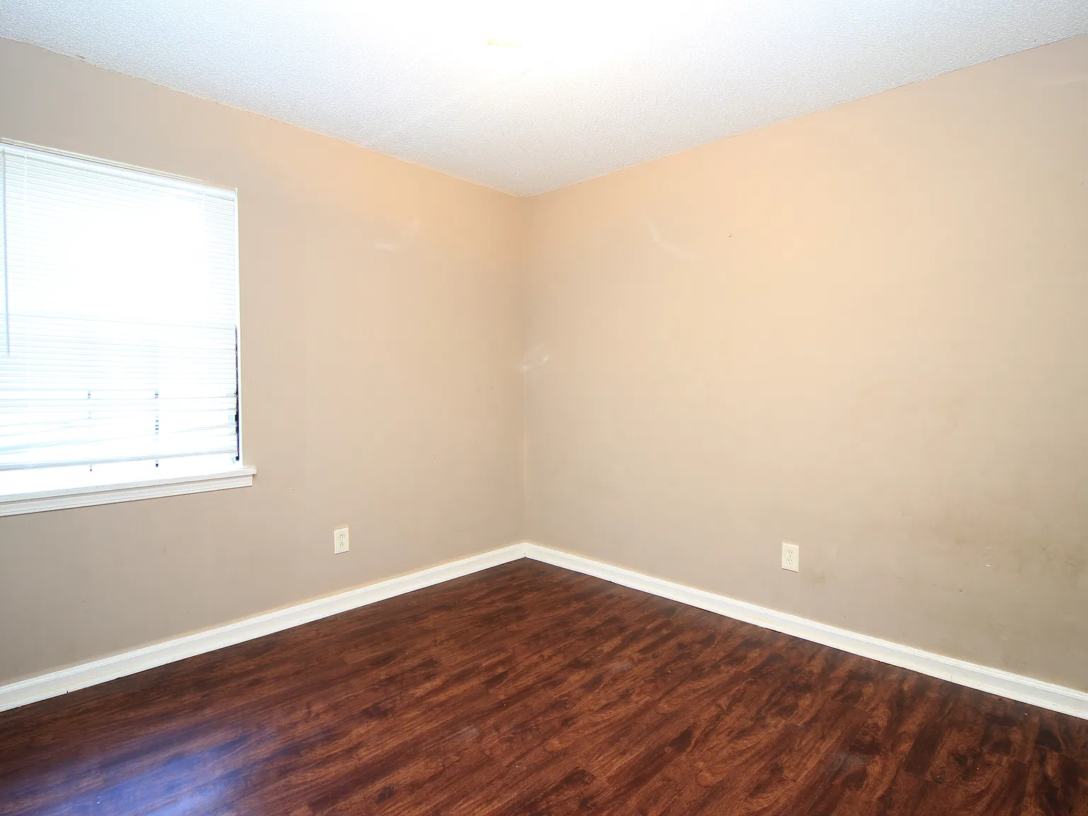 8021 1st Avenue South - D — Photo 3